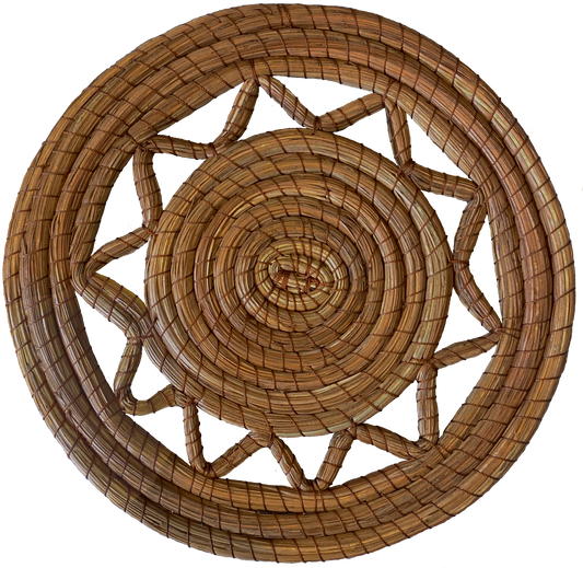 Round trivet, pine needles