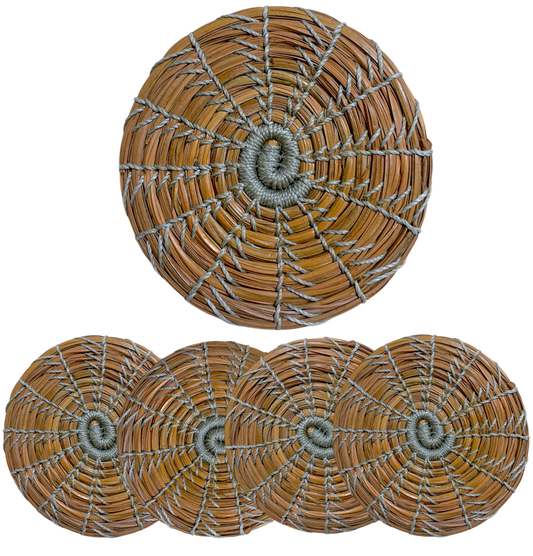 Coaster Ø10, pine needles. Light gray (4 pieces)