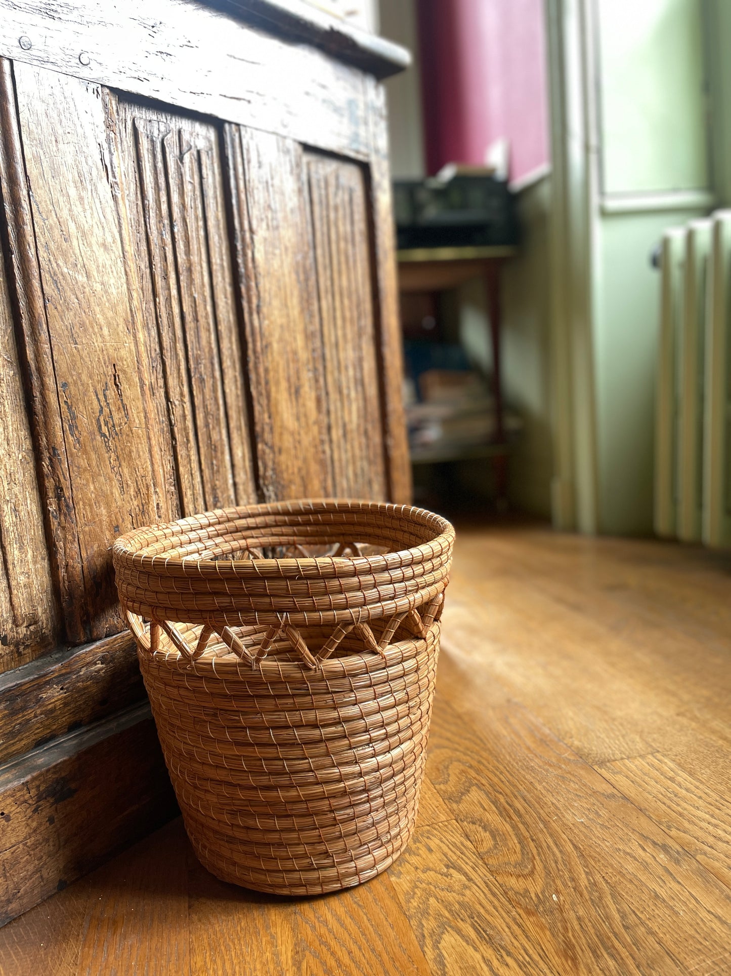 Planter, pine needles